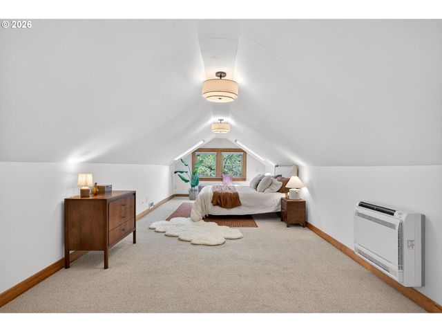 3324 Se GRANT St, Portland, OR 97214