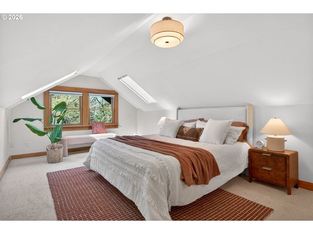 3324 Se GRANT St, Portland, OR 97214