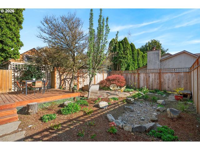 3324 Se GRANT St, Portland, OR 97214