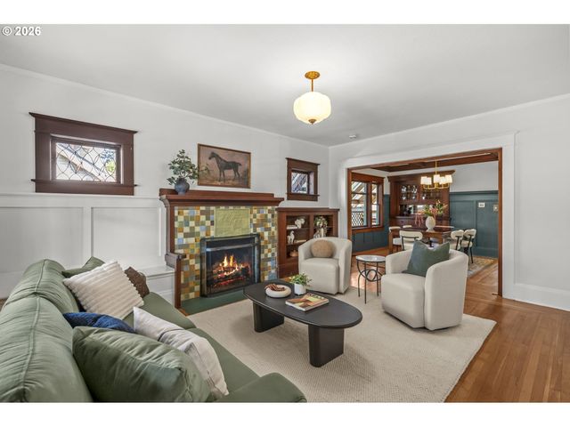 3324 Se GRANT St, Portland, OR 97214