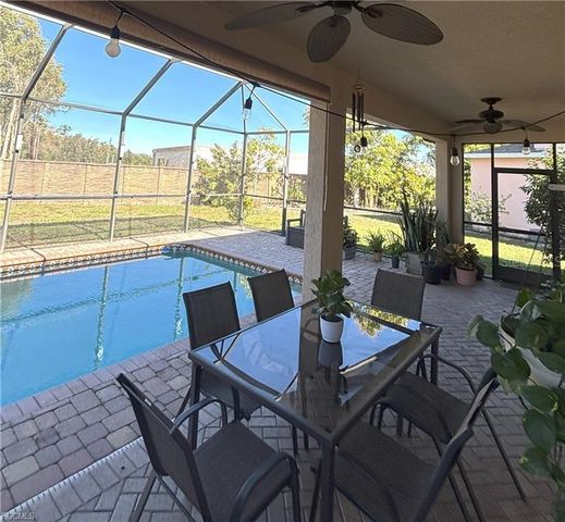 8042 SILVER BIRCH WAY, Lehigh Acres, FL 33971