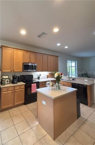 8042 SILVER BIRCH WAY, Lehigh Acres, FL 33971