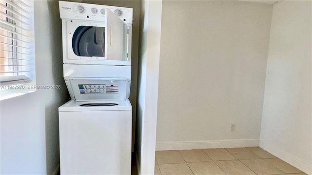 2099 NW 26th Ave 1-D, Fort Lauderdale, FL 33311