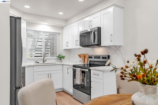 583 Majestic Way, San Leandro, CA 94578