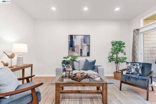 583 Majestic Way, San Leandro, CA 94578