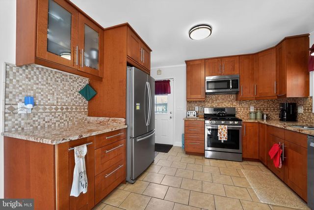 119 SANDY BEACH DR, Pasadena, MD 21122