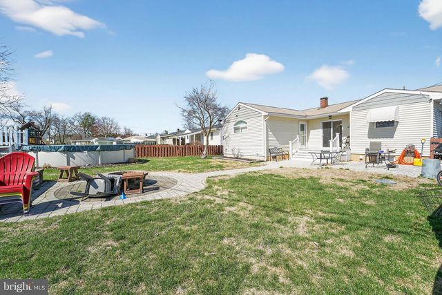 119 SANDY BEACH DR, Pasadena, MD 21122
