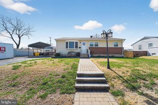 119 SANDY BEACH DR, Pasadena, MD 21122