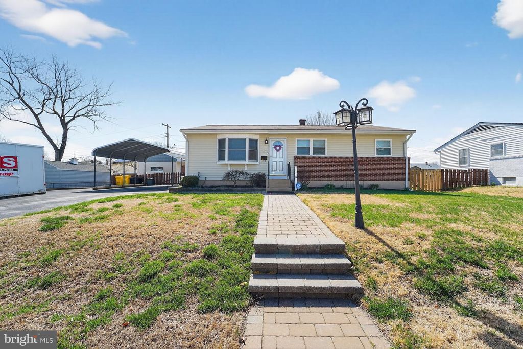 119 SANDY BEACH DR, Pasadena, MD 21122