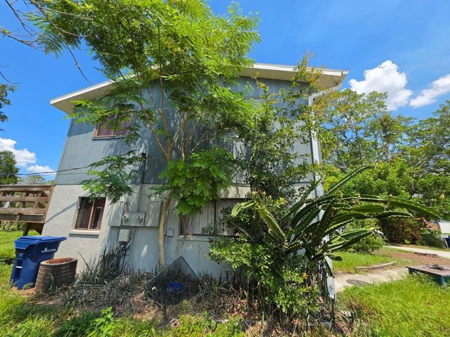 7087 BRENTFORD ROAD, Sarasota, FL 34241