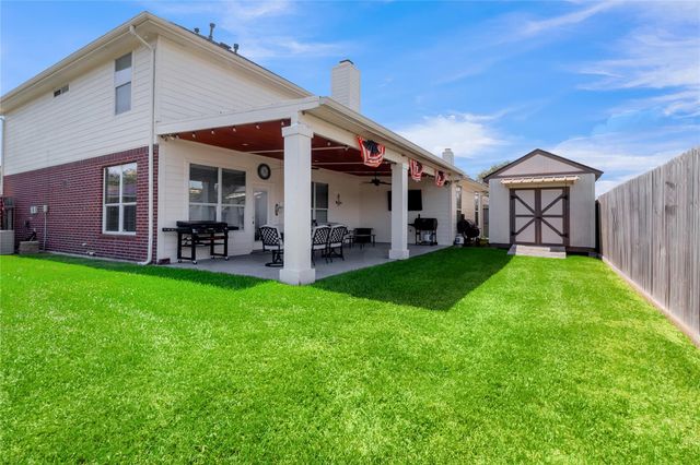 105 Kevin Court, La Porte, TX 77571