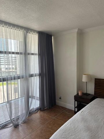 400 LESLIE Drive 502, Hallandale Beach, FL 33009