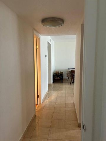 400 LESLIE Drive 502, Hallandale Beach, FL 33009