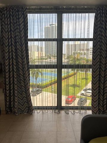 400 LESLIE Drive 502, Hallandale Beach, FL 33009