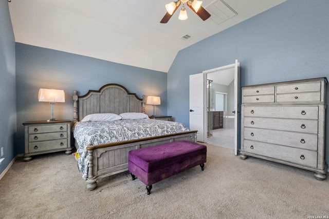 14747 Running Wolf, San Antonio, TX 78245