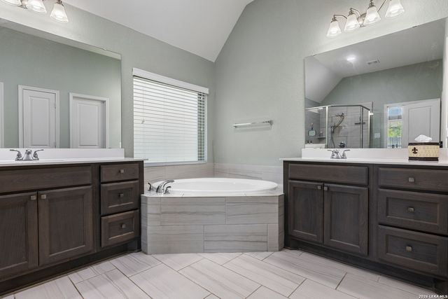 14747 Running Wolf, San Antonio, TX 78245