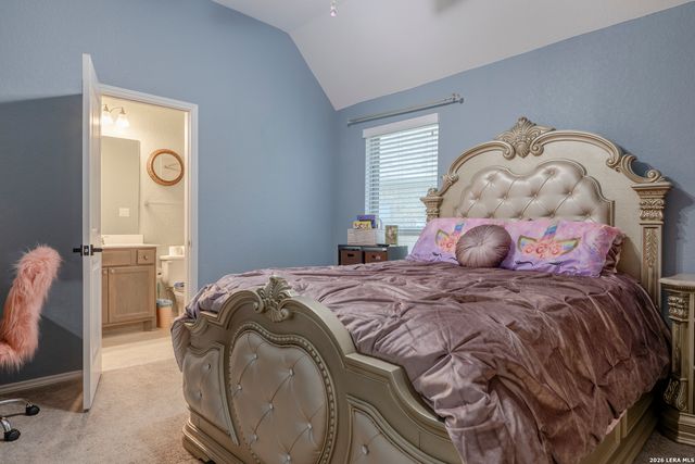 14747 Running Wolf, San Antonio, TX 78245