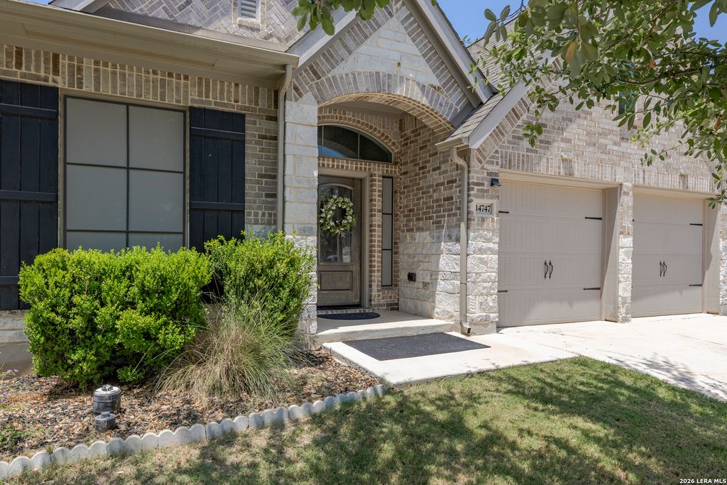 14747 Running Wolf, San Antonio, TX 78245