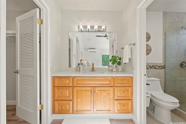 7172 Naakea Street, Honolulu, HI 96825