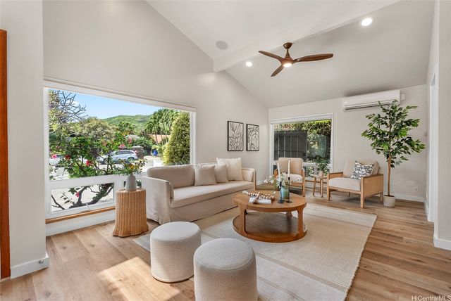 7172 Naakea Street, Honolulu, HI 96825