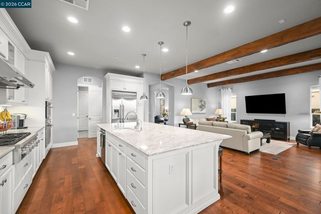 2030 Tempranillo Ln, Brentwood, CA 94513