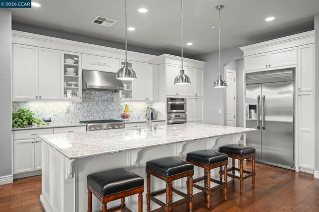 2030 Tempranillo Ln, Brentwood, CA 94513