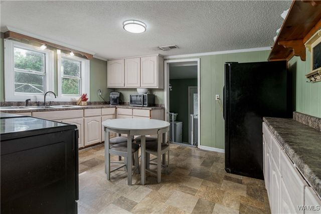 1116 County Road 67, Moundville, AL 35474