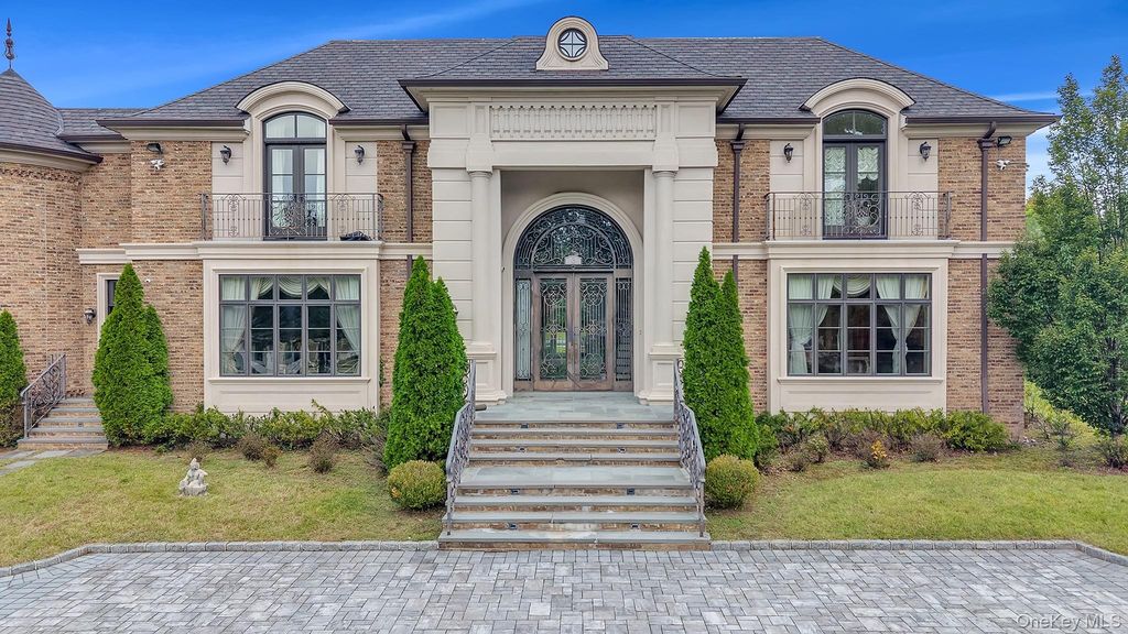 3 Moline Court, Great Neck, NY 11024 — photo 4