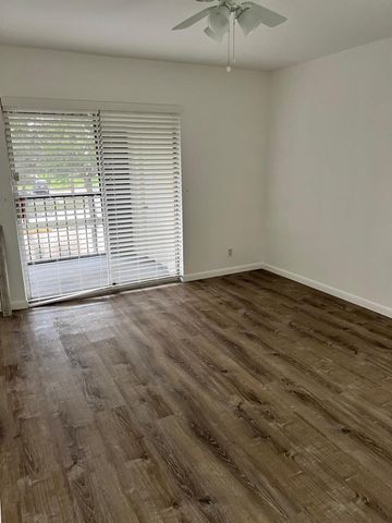 6342 Chasewood Drive E, Jupiter, FL 33458