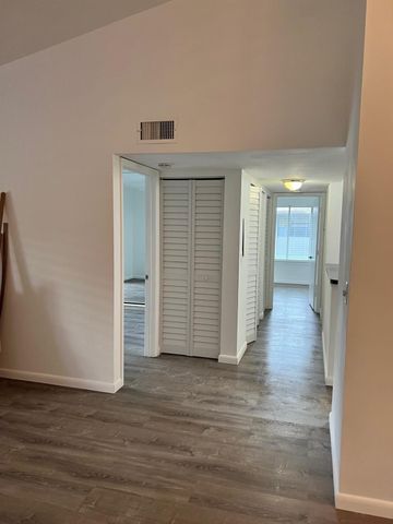 6342 Chasewood Drive E, Jupiter, FL 33458