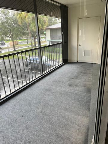 6342 Chasewood Drive E, Jupiter, FL 33458