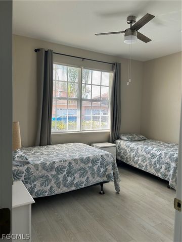 19933 Lake Vista CIR, Lehigh Acres, FL 33974