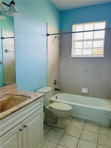 19933 Lake Vista CIR, Lehigh Acres, FL 33974