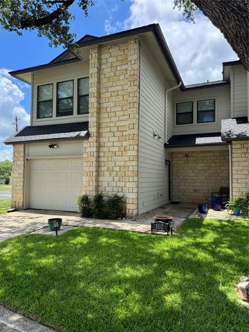 12212 Brigadoon LN 102, Austin, TX 78727