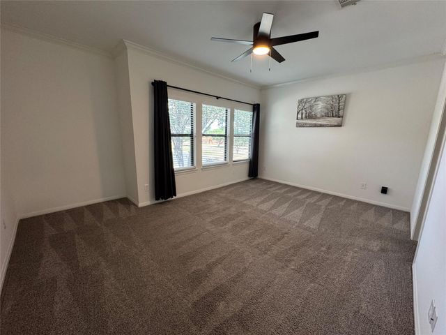 12212 Brigadoon LN 102, Austin, TX 78727
