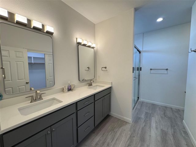12212 Brigadoon LN 102, Austin, TX 78727