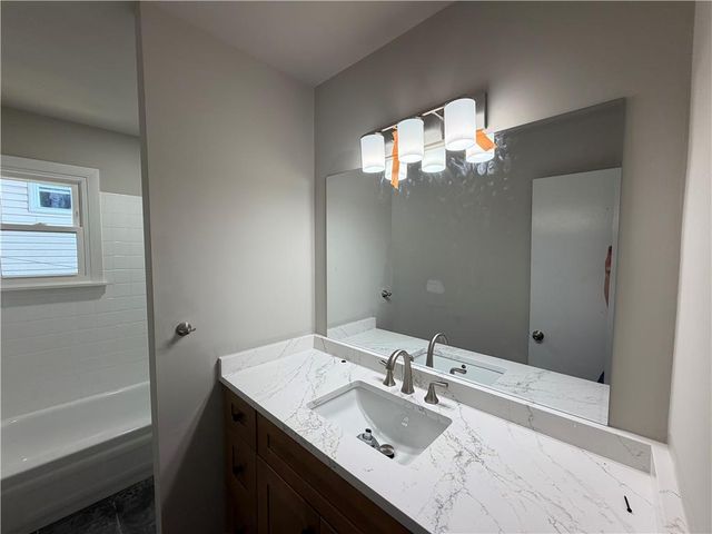 211 10th Avenue, Bethlehem City, PA 18018