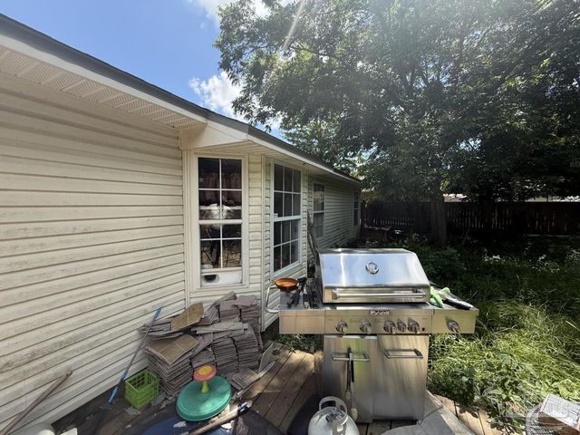 4831 Jennifer Ln, Pace, FL 32571