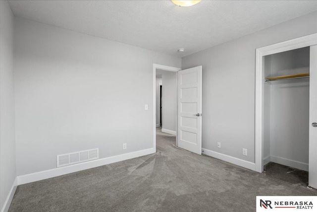 305 OTOE Drive, Yutan, NE 68073