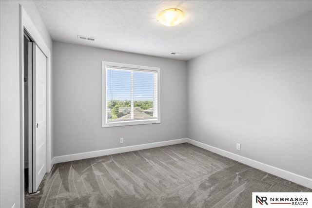 305 OTOE Drive, Yutan, NE 68073