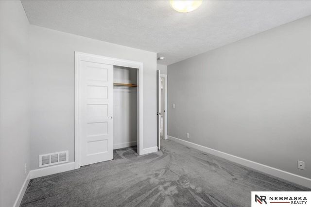 305 OTOE Drive, Yutan, NE 68073
