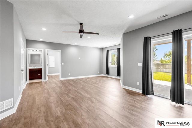 305 OTOE Drive, Yutan, NE 68073
