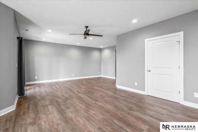 305 OTOE Drive, Yutan, NE 68073