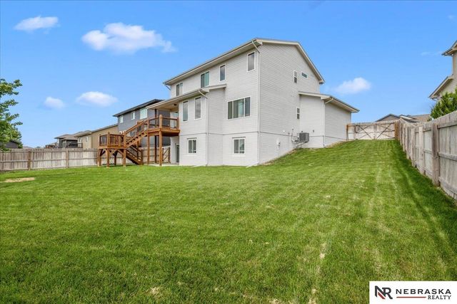 305 OTOE Drive, Yutan, NE 68073