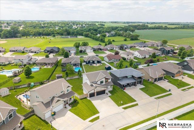 305 OTOE Drive, Yutan, NE 68073