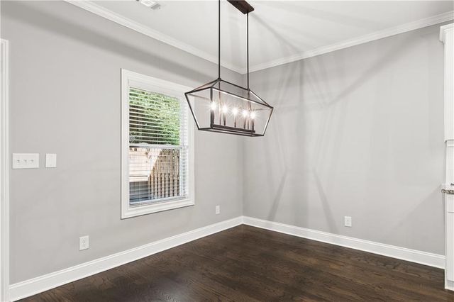 1056 Johnson Grove, Atlanta, GA 30318