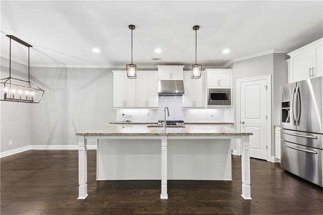 1056 Johnson Grove, Atlanta, GA 30318