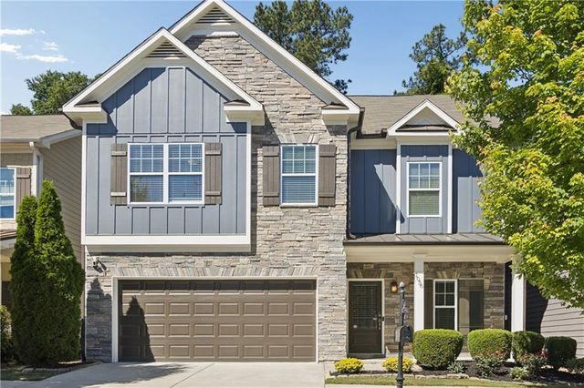 1056 Johnson Grove, Atlanta, GA 30318