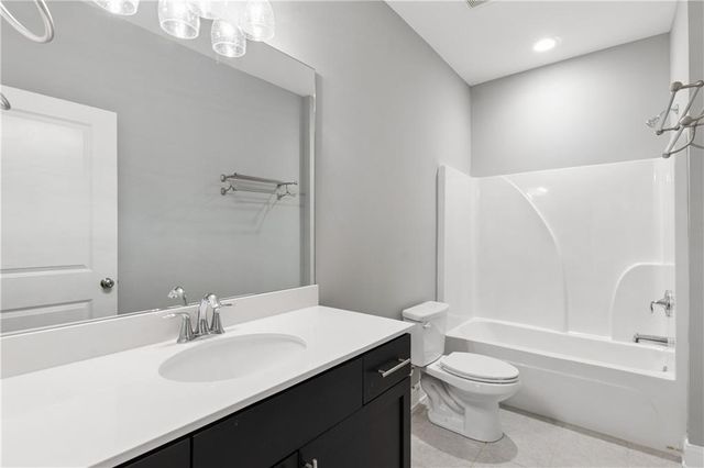 1056 Johnson Grove, Atlanta, GA 30318