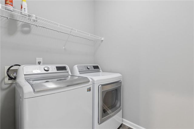 1056 Johnson Grove, Atlanta, GA 30318